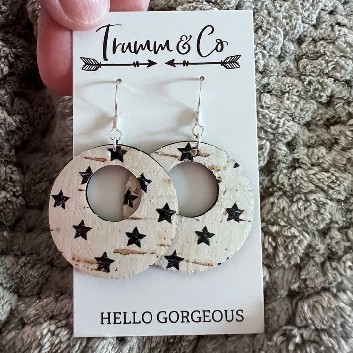 distressed white cork with dark blue star, open circle lightweight earrings